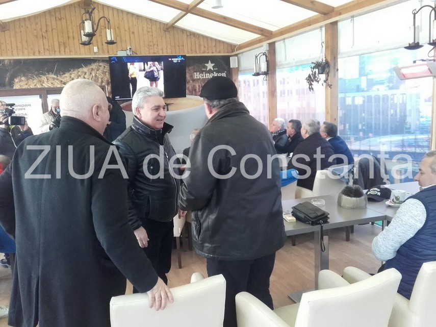 imagini de la eveniment apropiatii simonei halep urmaresc finala de la australian open la cafeneaua familiei imagini de la eveniment apropiatii simonei halep urmaresc finala de la australian open la cafeneaua familiei