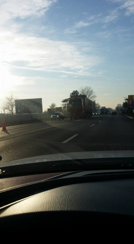 lucrarile de montare a parapetului de beton pe dn3 constanta valu lui traian in plina desfasurare galerie lucrarile de montare a parapetului de beton pe dn3 constanta valu lui traian in plina desfasurare galerie