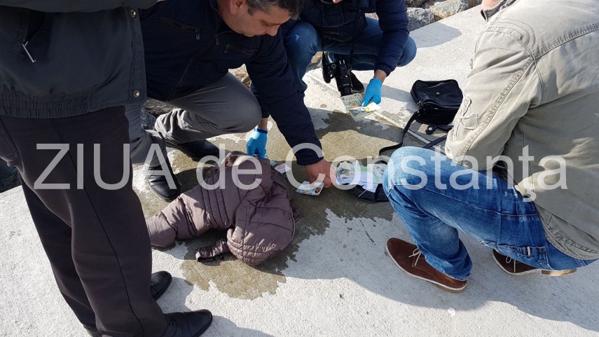 update imagini de la eveniment descoperire macabra in zona pescarie din constanta o persoana a fost gasita update imagini de la eveniment descoperire macabra in zona pescarie din constanta o persoana a fost gasita