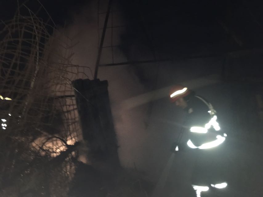 incendiu la murighiol judetul tulcea interventie in forta a pompierilor 650573 incendiu la murighiol judetul tulcea interventie in forta a pompierilor 650573