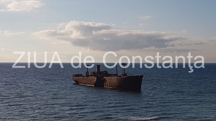 simbolui statiunii costinesti rupt in doua cum arata epava navei evangelia galerie foto 650834 simbolui statiunii costinesti rupt in doua cum arata epava navei evangelia galerie foto 650834