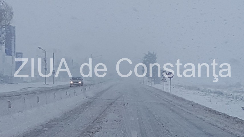 fotoreportaj ninsoare si vizibilitate redusa pe durmurile din constanta se circula in conditii de iarna fotoreportaj ninsoare si vizibilitate redusa pe durmurile din constanta se circula in conditii de iarna