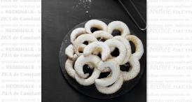 lauraadamache.ro Vanillekipferl (cornulete fragede cu vanilie)