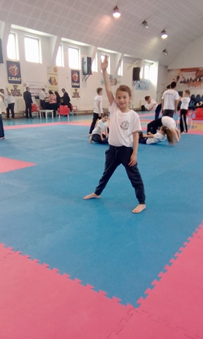 cristian si delia andreea timofte de la cs silver samurai medgidia tata si fiica pe prima pozitie la cristian si delia andreea timofte de la cs silver samurai medgidia tata si fiica pe prima pozitie la