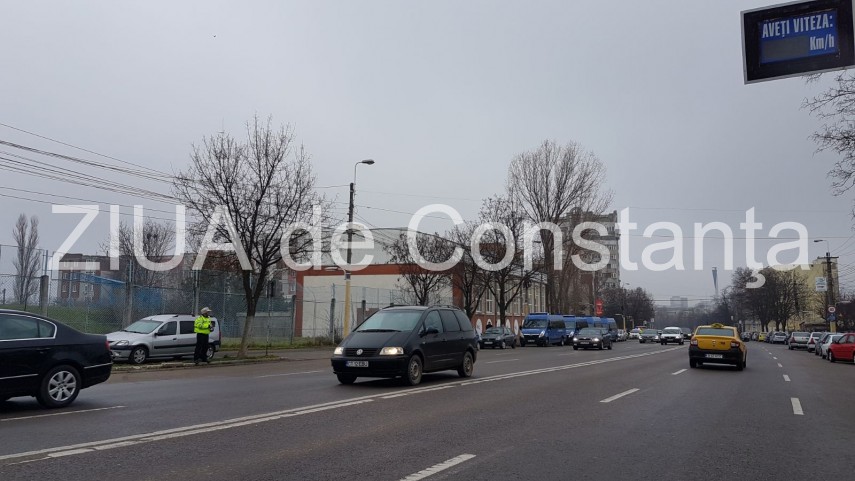 forte impresionante de jandarmi pe bulevardul 1 mai din constanta ce se intampla in zona si de ce au forte impresionante de jandarmi pe bulevardul 1 mai din constanta ce se intampla in zona si de ce au