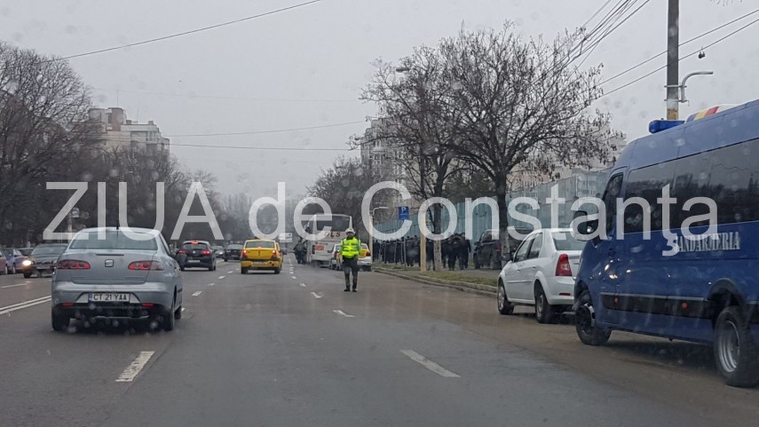 forte impresionante de jandarmi pe bulevardul 1 mai din constanta ce se intampla in zona si de ce au forte impresionante de jandarmi pe bulevardul 1 mai din constanta ce se intampla in zona si de ce au