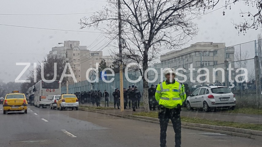 forte impresionante de jandarmi pe bulevardul 1 mai din constanta ce se intampla in zona si de ce au forte impresionante de jandarmi pe bulevardul 1 mai din constanta ce se intampla in zona si de ce au