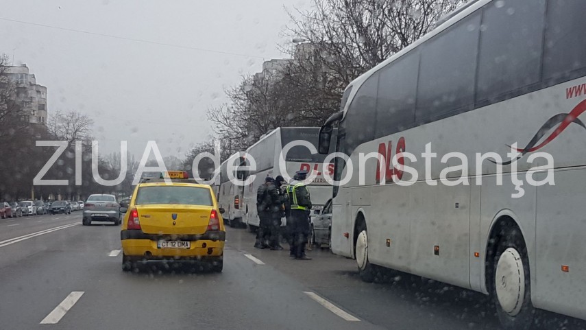 forte impresionante de jandarmi pe bulevardul 1 mai din constanta ce se intampla in zona si de ce au forte impresionante de jandarmi pe bulevardul 1 mai din constanta ce se intampla in zona si de ce au