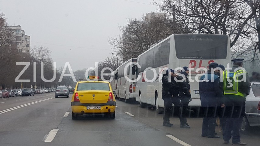 forte impresionante de jandarmi pe bulevardul 1 mai din constanta ce se intampla in zona si de ce au forte impresionante de jandarmi pe bulevardul 1 mai din constanta ce se intampla in zona si de ce au