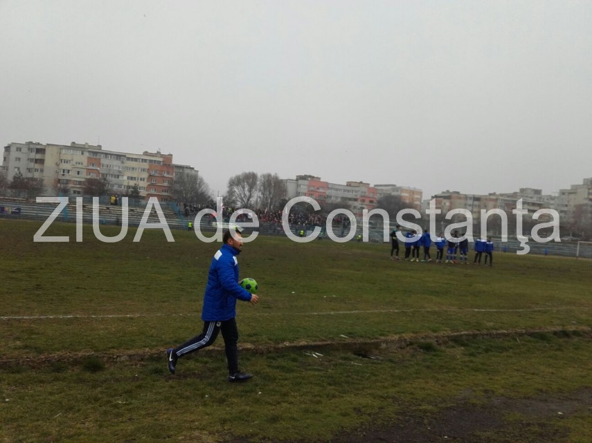 imagini de la eveniment meci la constanta cu academia rapid ssc farul si a prezentat lotul de jucatori imagini de la eveniment meci la constanta cu academia rapid ssc farul si a prezentat lotul de jucatori