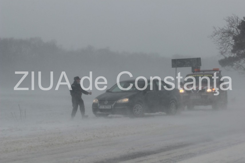 vremea rea face victime la constanta pe dn3 doua tiruri si un autobuz au iesit de pe carosabil o masina vremea rea face victime la constanta pe dn3 doua tiruri si un autobuz au iesit de pe carosabil o masina