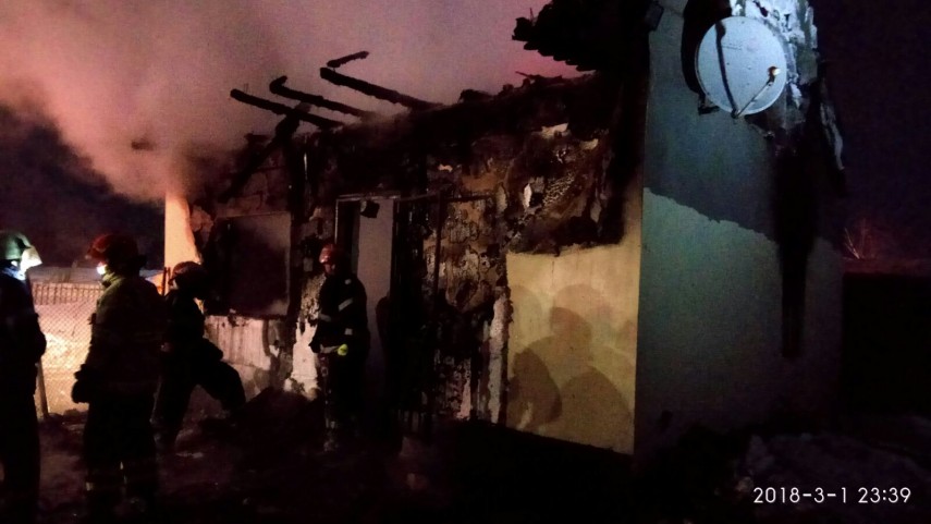 tragedia noptii incendiu devastator in judetul constanta pompierii au ajuns la locul evenimentului nu tragedia noptii incendiu devastator in judetul constanta pompierii au ajuns la locul evenimentului nu