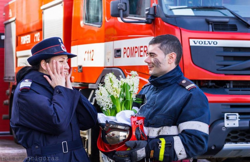femei in uniforma 8 martie a trecut fotografiile raman militari politiste marinari aviatori pompieri femei in uniforma 8 martie a trecut fotografiile raman militari politiste marinari aviatori pompieri