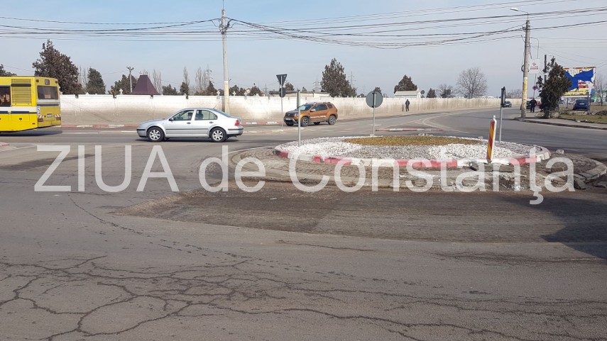 trafic ingreunat in municipiul constanta la intersectia bulevardelor i c bratianu si aurel vlaicu de trafic ingreunat in municipiul constanta la intersectia bulevardelor i c bratianu si aurel vlaicu de