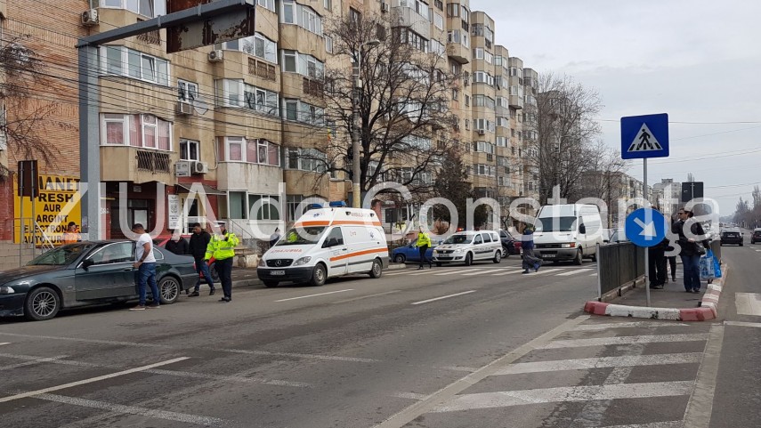 imagini de la eveniment accident rutier in constanta pe bulevardul ic bratianu un pieton a fost lovit imagini de la eveniment accident rutier in constanta pe bulevardul ic bratianu un pieton a fost lovit