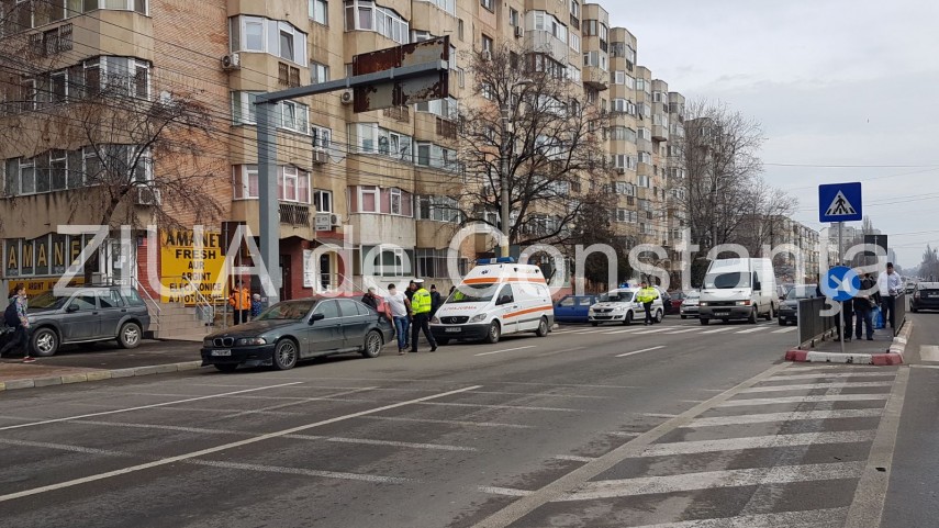 imagini de la eveniment accident rutier in constanta pe bulevardul ic bratianu un pieton a fost lovit imagini de la eveniment accident rutier in constanta pe bulevardul ic bratianu un pieton a fost lovit
