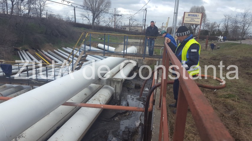 avaria la conducta oil terminal nu a fost rezolvata echipele de interventie actioneaza in zona galerie avaria la conducta oil terminal nu a fost rezolvata echipele de interventie actioneaza in zona galerie
