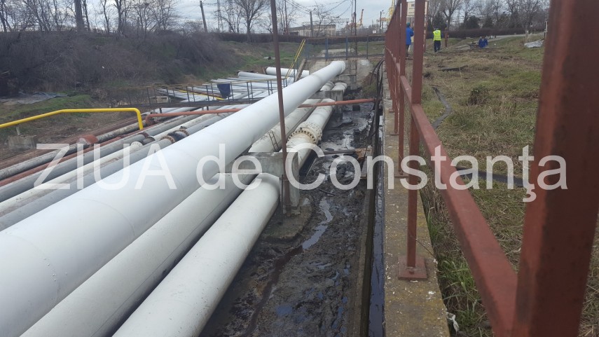 avaria la conducta oil terminal nu a fost rezolvata echipele de interventie actioneaza in zona galerie avaria la conducta oil terminal nu a fost rezolvata echipele de interventie actioneaza in zona galerie