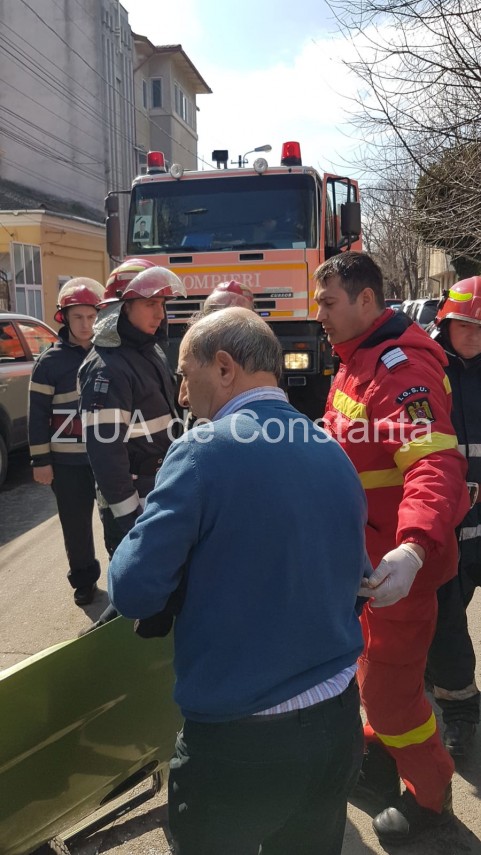 imagini de la eveniment accident rutier spectaculos in constanta pe strada constantin bratescu o masina imagini de la eveniment accident rutier spectaculos in constanta pe strada constantin bratescu o masina
