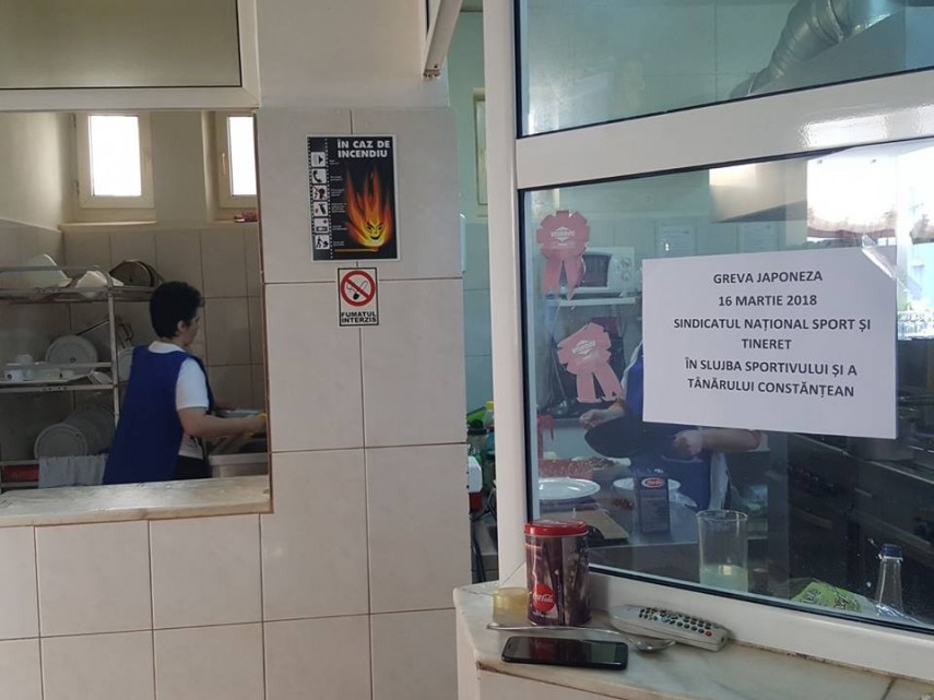 greva japoneza grupul sindical al djst constanta a tras un nou semnal de alarma galerie foto 654354 greva japoneza grupul sindical al djst constanta a tras un nou semnal de alarma galerie foto 654354