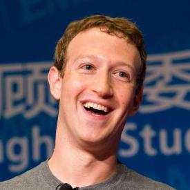 Prima reacție a lui Mark Zuckerberg de la pornirea scandalului Cambridge Analytica. Ce schimbări anunță acesta la rețeaua Facebook