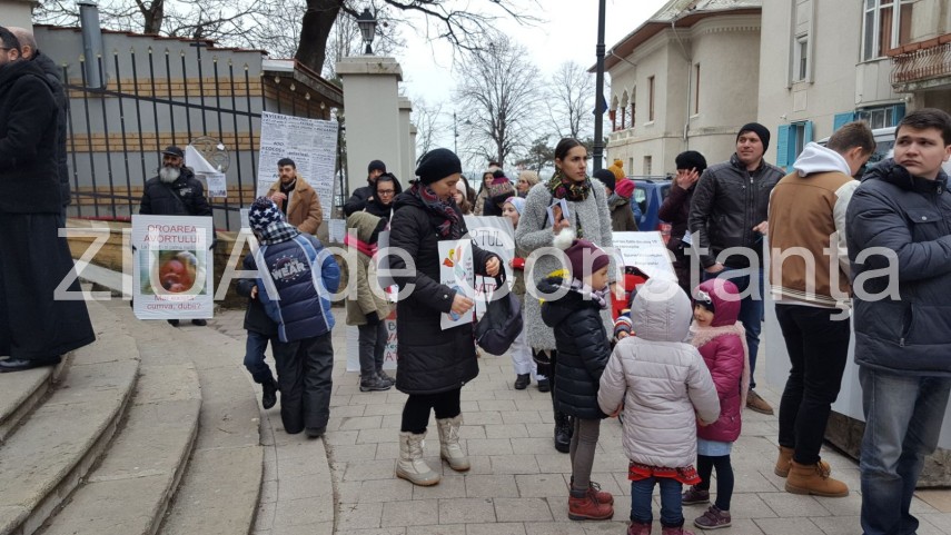 imagini de la eveniment zeci de persoane au participat la constanta la marsul pentru viata 2018 o lume imagini de la eveniment zeci de persoane au participat la constanta la marsul pentru viata 2018 o lume