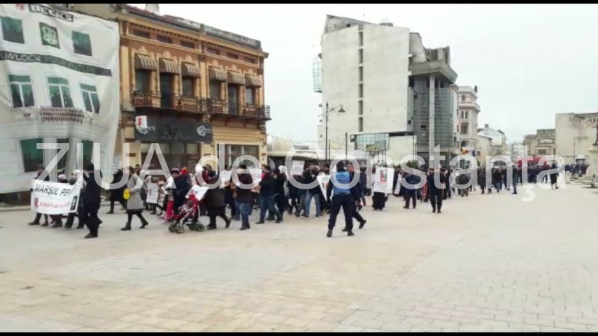 imagini de la eveniment zeci de persoane au participat la constanta la marsul pentru viata 2018 o lume imagini de la eveniment zeci de persoane au participat la constanta la marsul pentru viata 2018 o lume