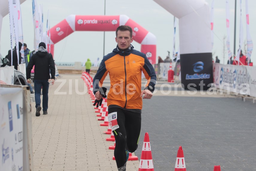 ciclist la cs euxin la doua zile dupa ce a implinit 70 de ani constantin buzatu a alergat la maratonul ciclist la cs euxin la doua zile dupa ce a implinit 70 de ani constantin buzatu a alergat la maratonul