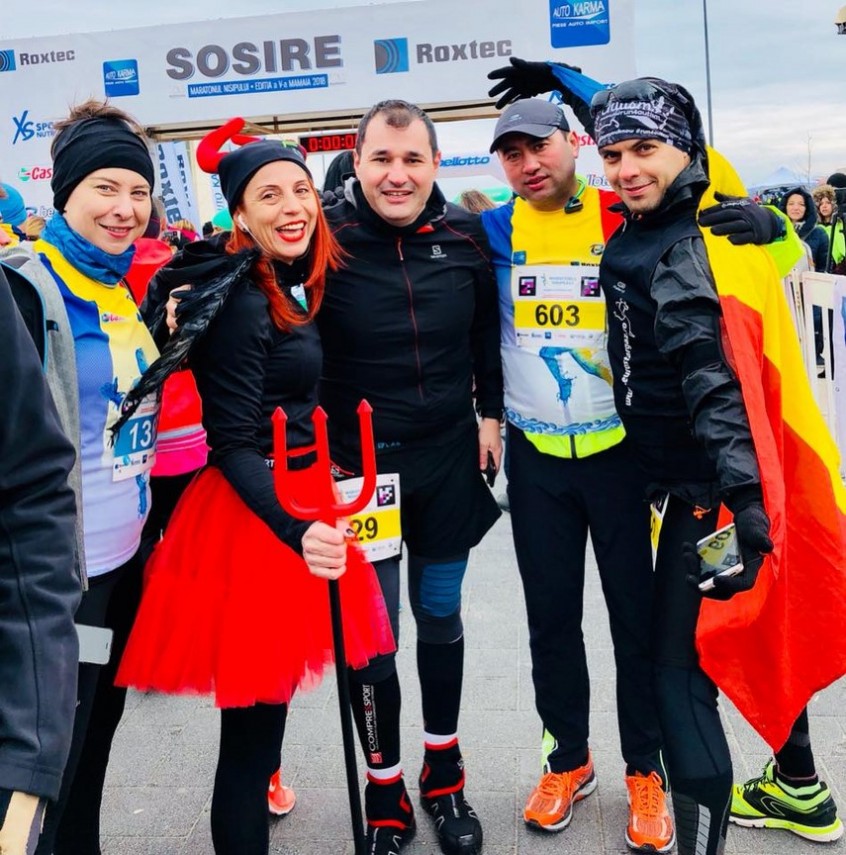 carmina capitanu a facut senzatie la maratonul nisipului a alergat si o diavolita a avut numarul de concurs carmina capitanu a facut senzatie la maratonul nisipului a alergat si o diavolita a avut numarul de concurs