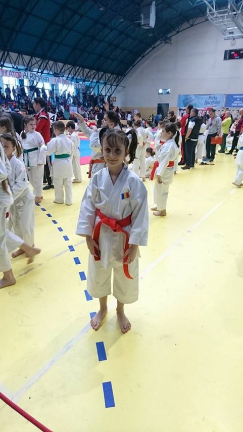 ingrid tobias aur si argint atemi karate constanta a cucerit sase medalii la campionatul national galerie ingrid tobias aur si argint atemi karate constanta a cucerit sase medalii la campionatul national galerie