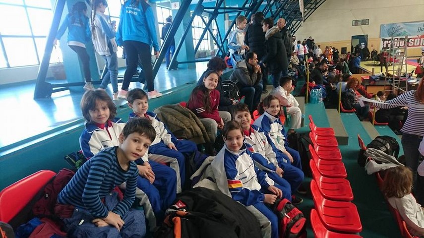 ingrid tobias aur si argint atemi karate constanta a cucerit sase medalii la campionatul national galerie ingrid tobias aur si argint atemi karate constanta a cucerit sase medalii la campionatul national galerie