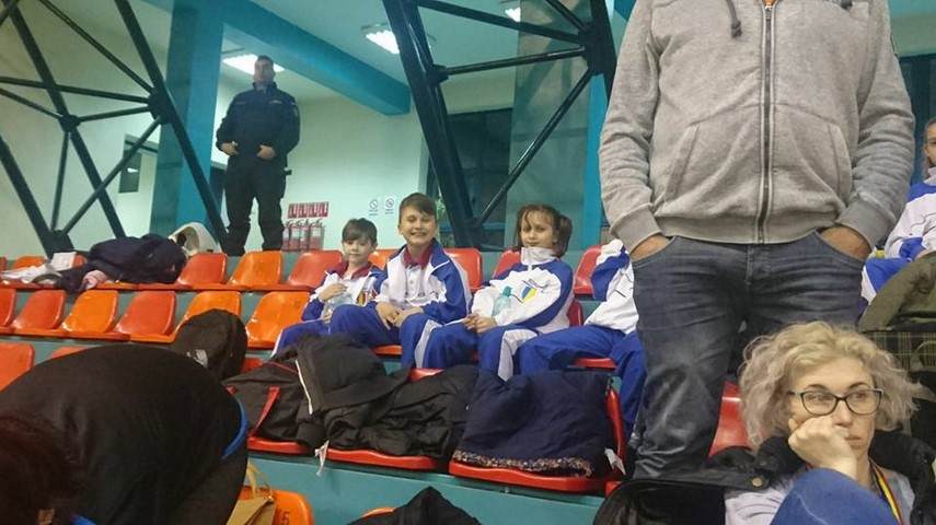 ingrid tobias aur si argint atemi karate constanta a cucerit sase medalii la campionatul national galerie ingrid tobias aur si argint atemi karate constanta a cucerit sase medalii la campionatul national galerie