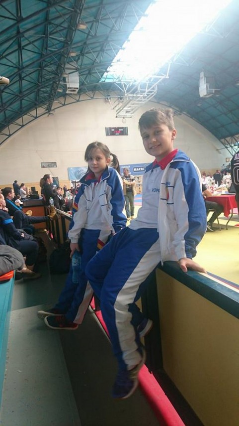 ingrid tobias aur si argint atemi karate constanta a cucerit sase medalii la campionatul national galerie ingrid tobias aur si argint atemi karate constanta a cucerit sase medalii la campionatul national galerie