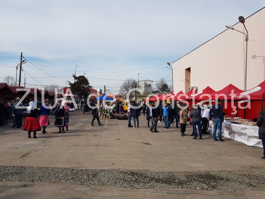 imagini de la eveniment targul floriilor si a deschis portile astazi la ovidiu produse traditionale pentru imagini de la eveniment targul floriilor si a deschis portile astazi la ovidiu produse traditionale pentru