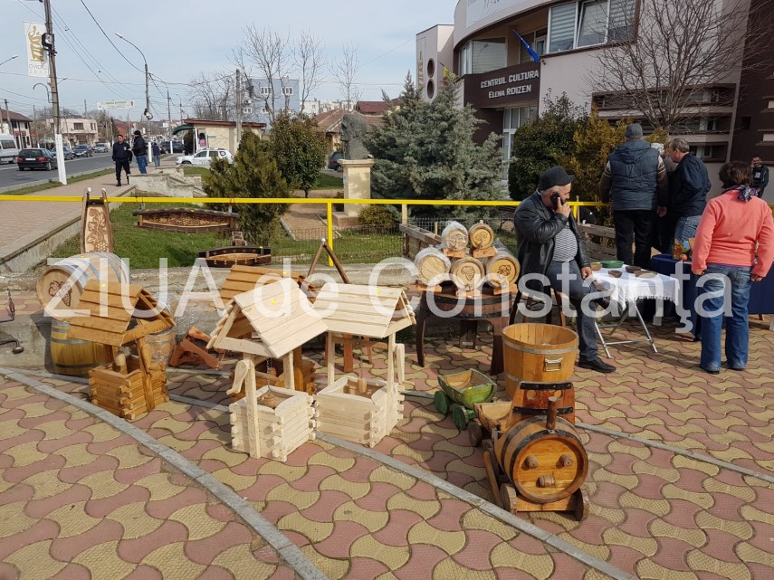 imagini de la eveniment targul floriilor si a deschis portile astazi la ovidiu produse traditionale pentru imagini de la eveniment targul floriilor si a deschis portile astazi la ovidiu produse traditionale pentru