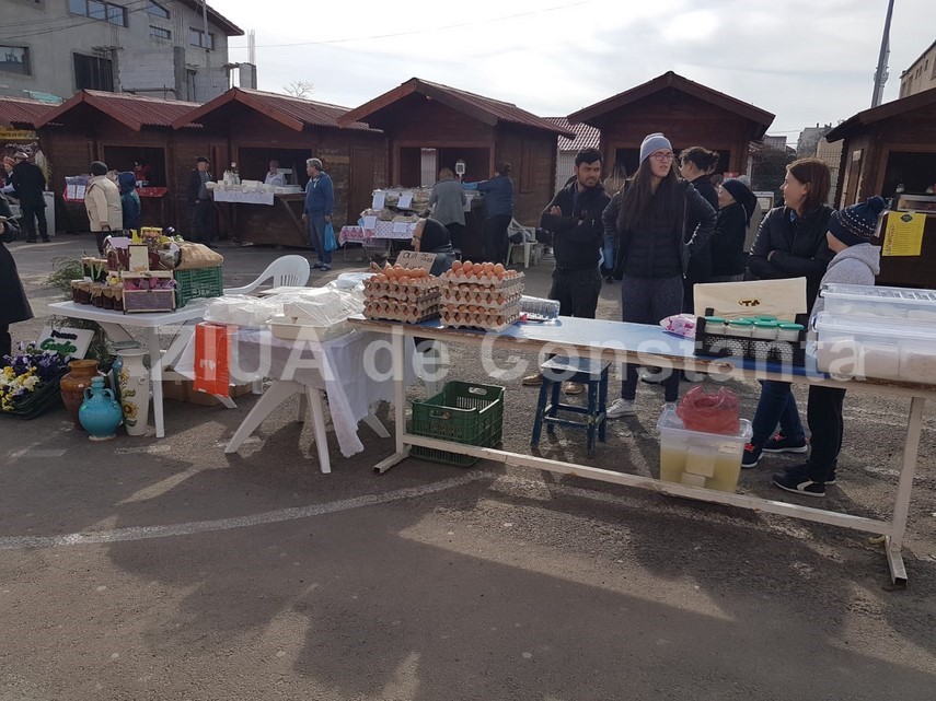 produse traditionale pentru masa de paste organizat de primaria ovidiu targul floriilor va deveni o traditie produse traditionale pentru masa de paste organizat de primaria ovidiu targul floriilor va deveni o traditie