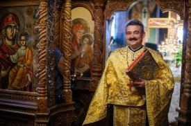 Părintele Marius Moşteanu „A trăi frumos nu înseamnă să răspundem la provocări, ci la a provoca în noi mai multă îngăduinţă“