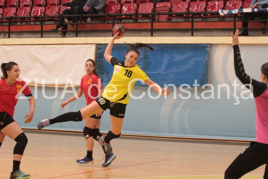 imagini de la eveniment handbalistele de la csu neptun au invins css tulcea in divizia a galerie foto imagini de la eveniment handbalistele de la csu neptun au invins css tulcea in divizia a galerie foto