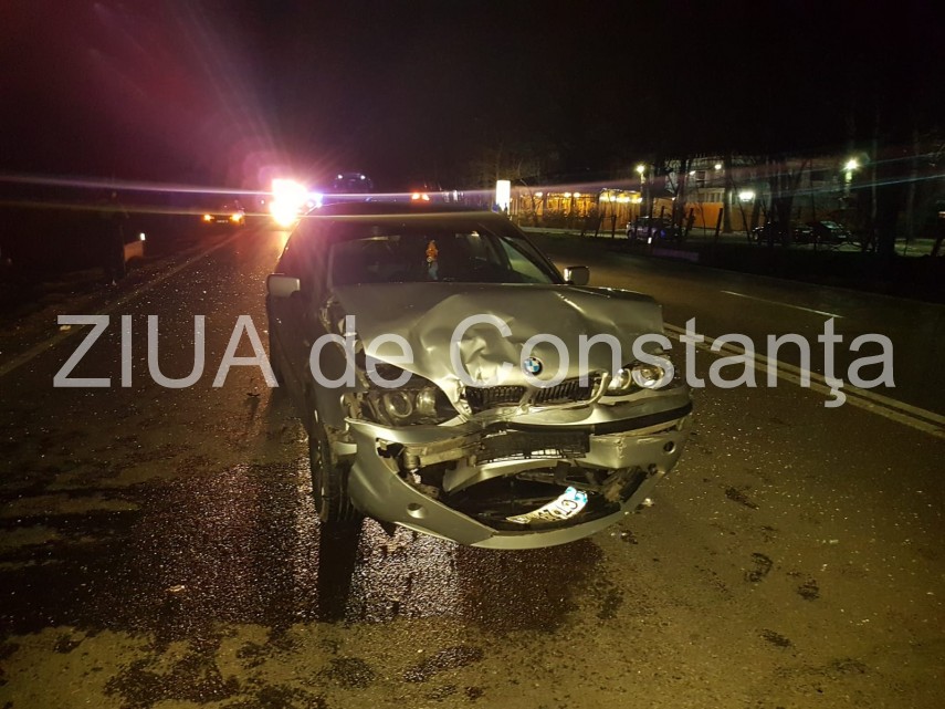 imagini de la eveniment accident rutier grav la intrare in valu lui traian mai multe persoane sunt ranite