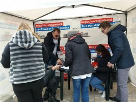 Peste 87% dintre participanții la sondaj susțin strângerea de semnături pentru iniţiativa de modificare a Constituţiei „Fără penali în funcţii publice“