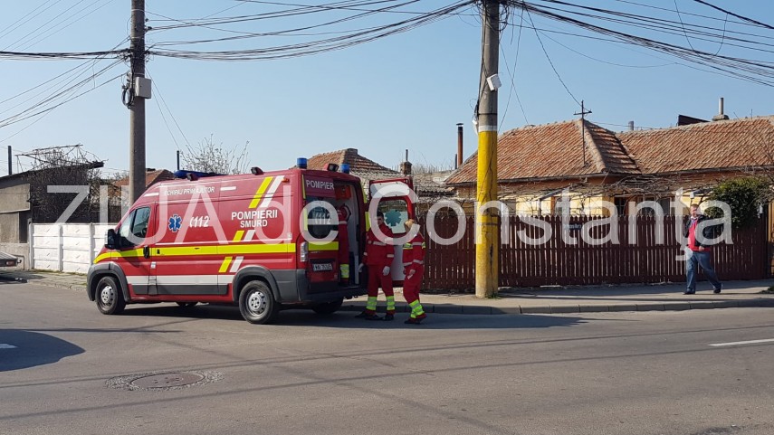 imagini de la eveniment carambol pe strada mester manole din constanta ambulanta smurd la fata locului imagini de la eveniment carambol pe strada mester manole din constanta ambulanta smurd la fata locului