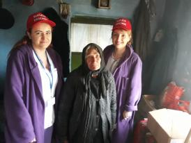 Parteneriat social-misionar  O bătrână din Tuzla, ajutată de Asociaţia „Suflete deschise“ şi Arimex Comexim 2000 SRL (galerie foto)