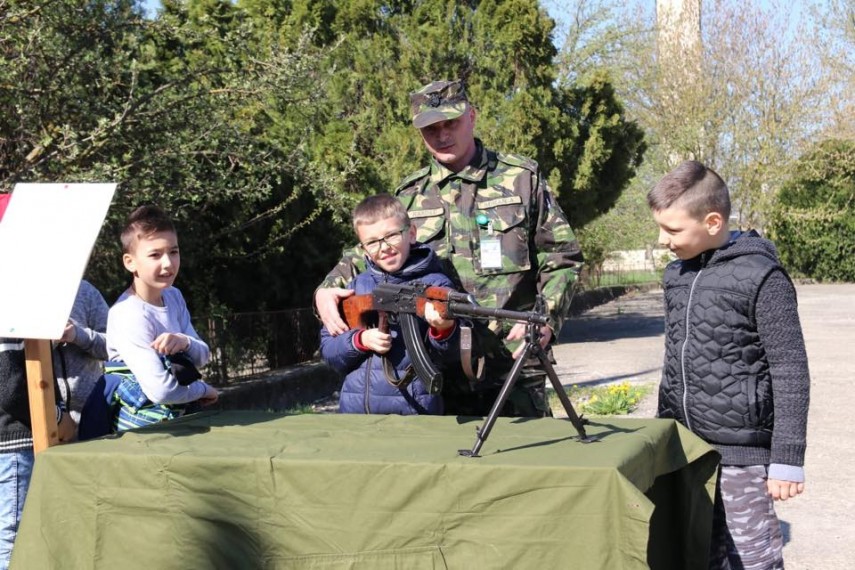 ziua fortelor terestre serbata la batalionul 348 aparare antiaeriana dobrogea murfatlar militarii au ziua fortelor terestre serbata la batalionul 348 aparare antiaeriana dobrogea murfatlar militarii au