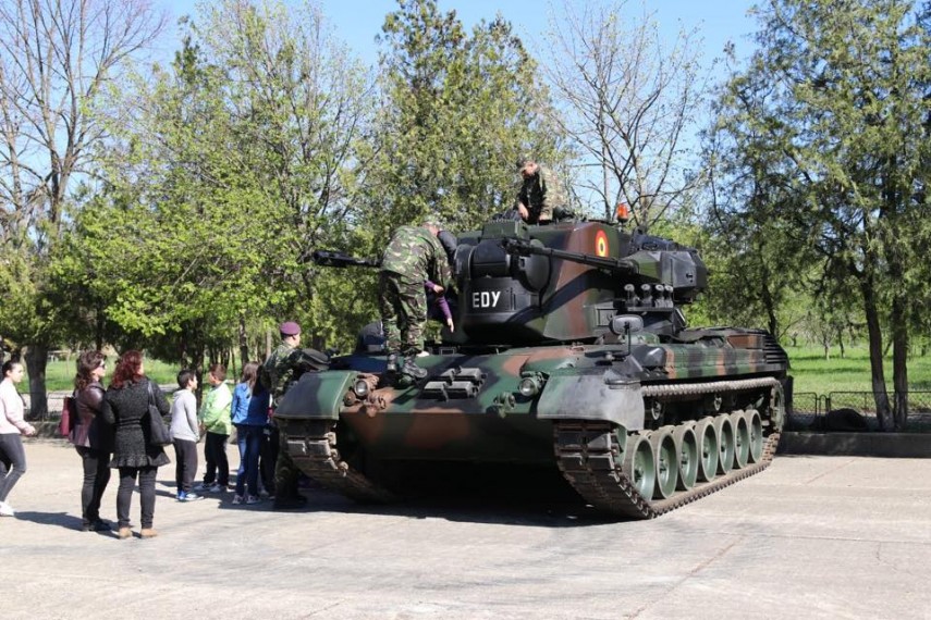 ziua fortelor terestre serbata la batalionul 348 aparare antiaeriana dobrogea murfatlar militarii au ziua fortelor terestre serbata la batalionul 348 aparare antiaeriana dobrogea murfatlar militarii au