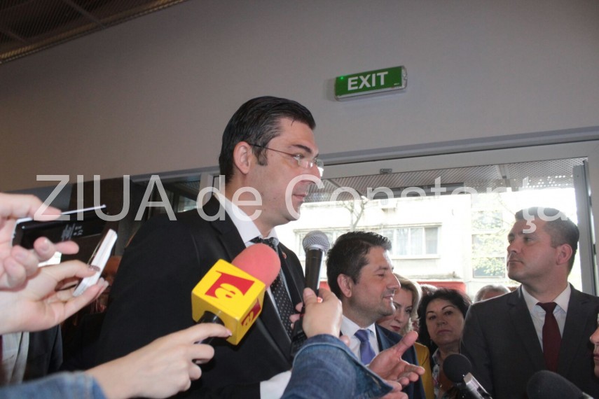 live text imagini de la eveniment centrul multifunctional educativ pentru tineret jean constantin in live text imagini de la eveniment centrul multifunctional educativ pentru tineret jean constantin in