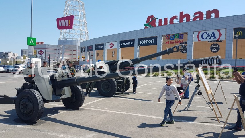 constanta armamentul militarilor de la brigada 9 mecanizata marasesti bucuria copiilor fotografii de constanta armamentul militarilor de la brigada 9 mecanizata marasesti bucuria copiilor fotografii de