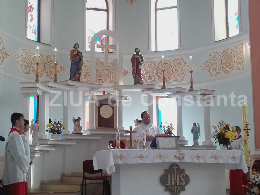 95 de ani de istorie la oituz cand infloresc ciresii printre ceangai intr o zi cu multe sarbatori galerie 95 de ani de istorie la oituz cand infloresc ciresii printre ceangai intr o zi cu multe sarbatori galerie