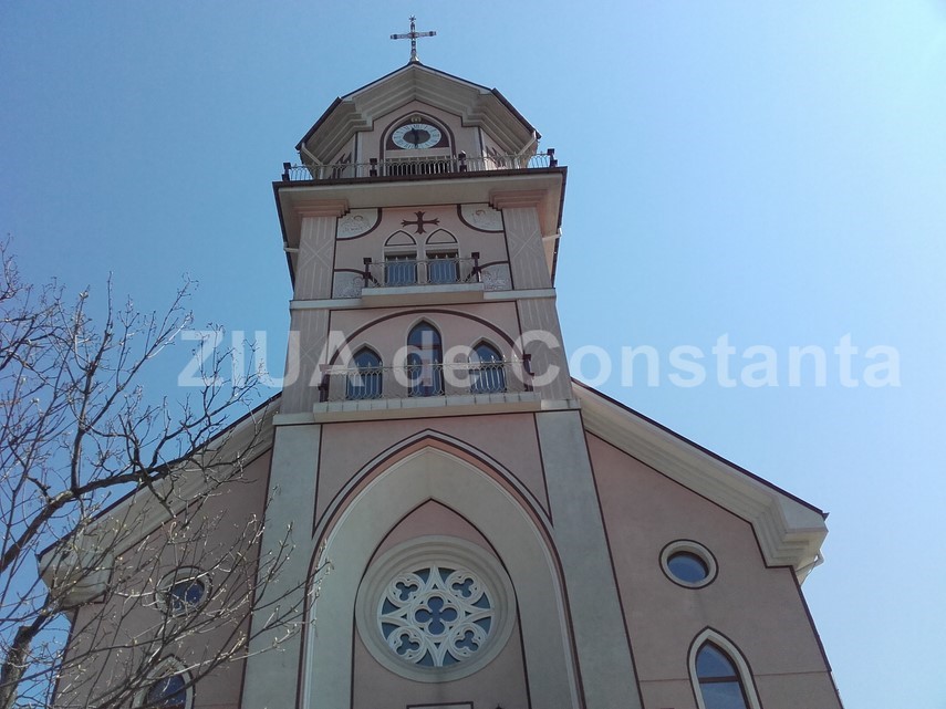 95 de ani de istorie la oituz cand infloresc ciresii printre ceangai intr o zi cu multe sarbatori galerie 95 de ani de istorie la oituz cand infloresc ciresii printre ceangai intr o zi cu multe sarbatori galerie