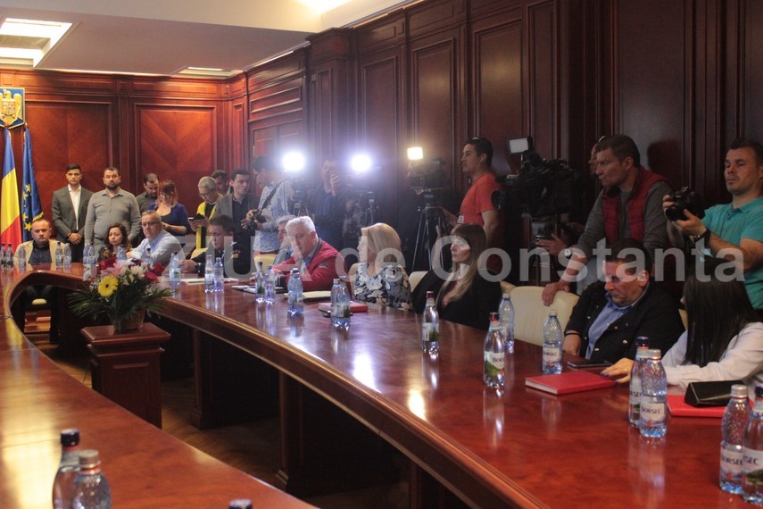 ministrul turismului promite ca agentii economici vor fi consiliati problemele turismului de pe litoral ministrul turismului promite ca agentii economici vor fi consiliati problemele turismului de pe litoral