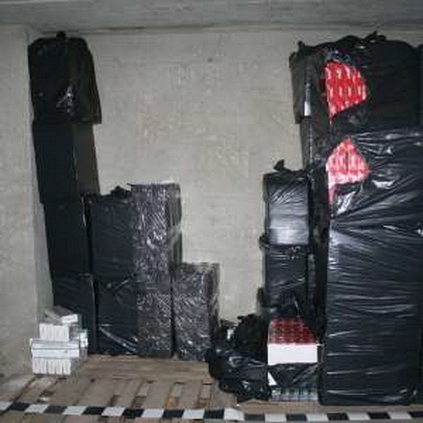 autoutilitara oprita in trafic si perchezitii in judetul constanta ce urmareau oamenii legii si ce au autoutilitara oprita in trafic si perchezitii in judetul constanta ce urmareau oamenii legii si ce au